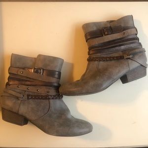 Women’s Gray Booties (size 7.5)
